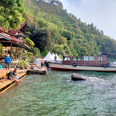 Pondok Berata Dapdap Balige Extérieur photo